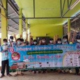 เทศบาลตำบลแม่อายลงพื้นที่สำรวจและช่วยกันทำลายแหล่งเพาะพันธุ์ลูกน้ำยุงลาย