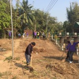 เทศบาลตำบลแม่อายร่วมกับประชาชนบ้านโห้งหลวง ร่วมกันพัฒนาฝายกลางบ้าน หมู่ที่ 7 ตำบลแม่อาย